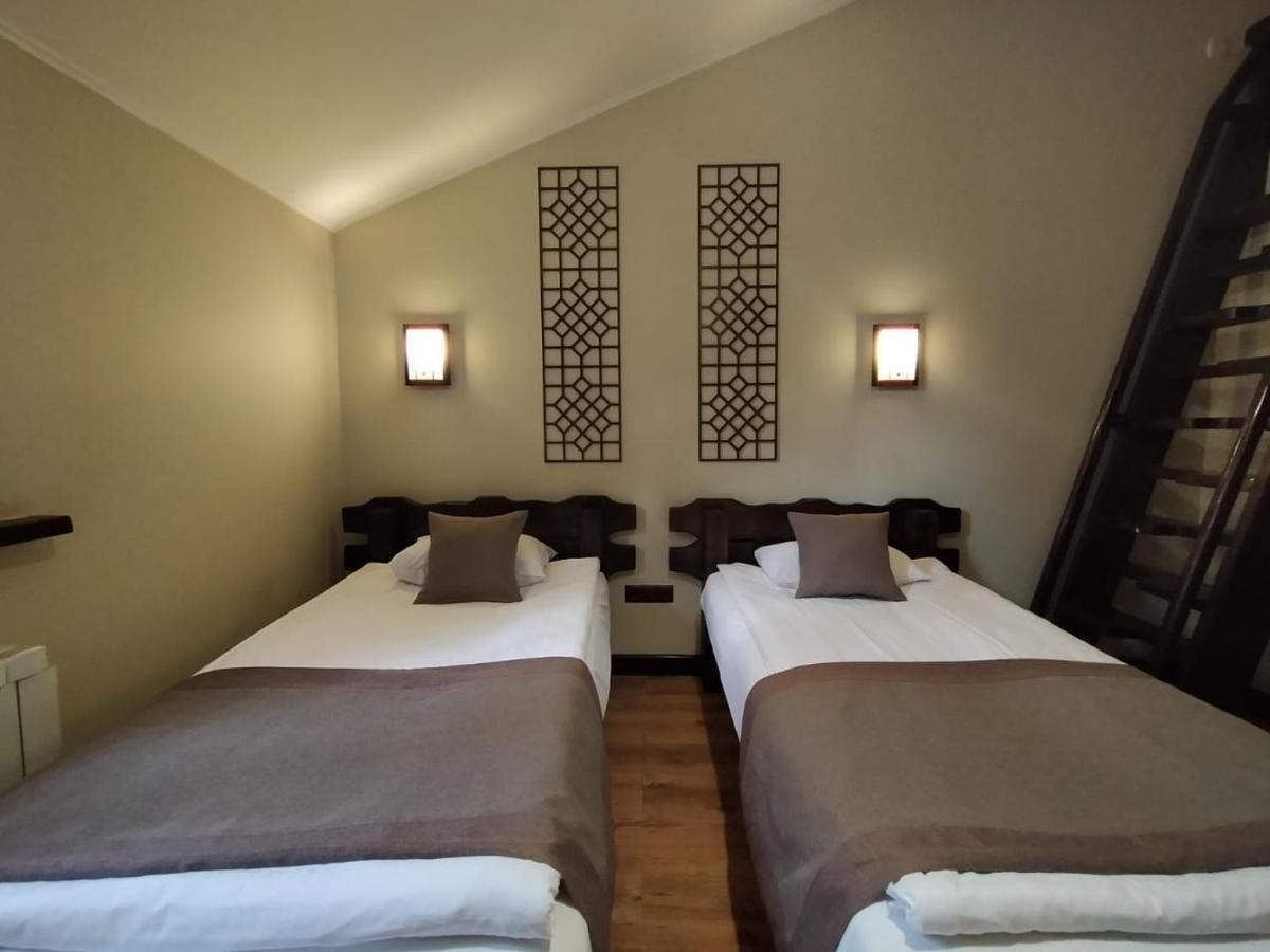 Saraishyq Hotel Almaty Eksteriør billede