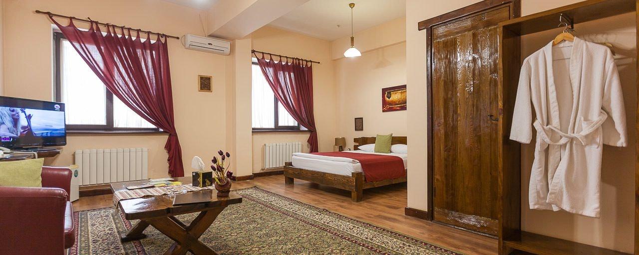 Saraishyq Hotel Almaty Eksteriør billede