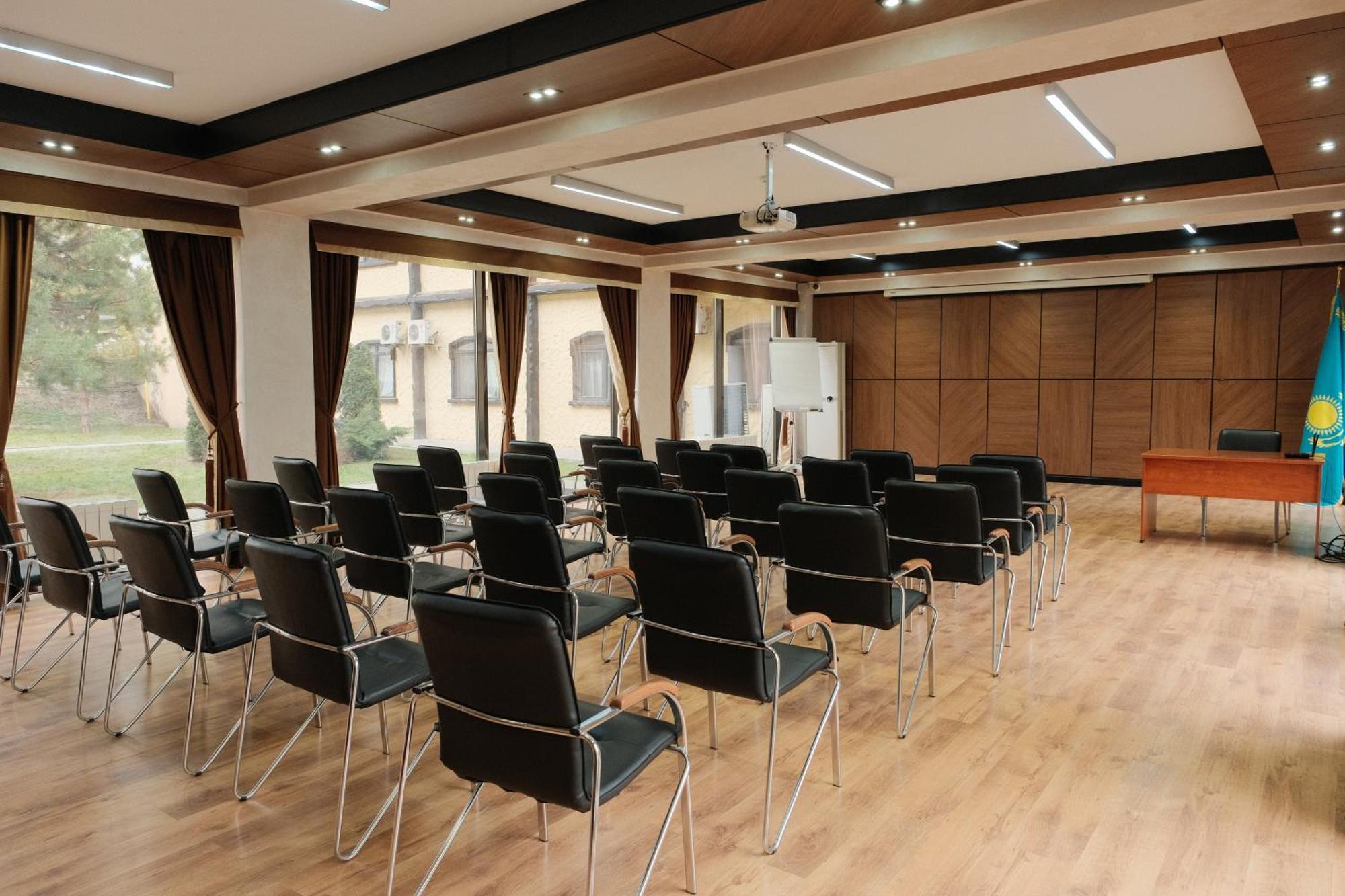 Saraishyq Hotel Almaty Eksteriør billede