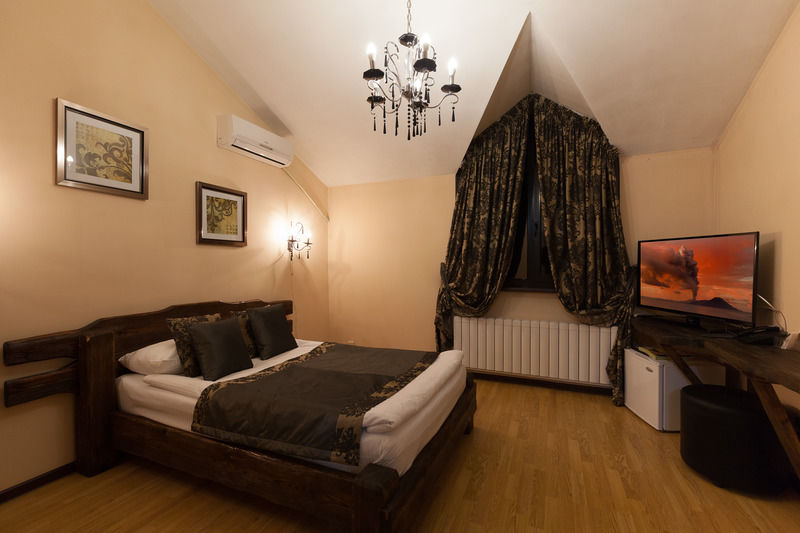 Saraishyq Hotel Almaty Eksteriør billede